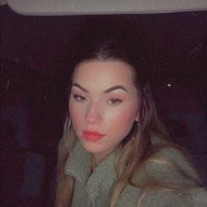 Meet your Posher, Kasey